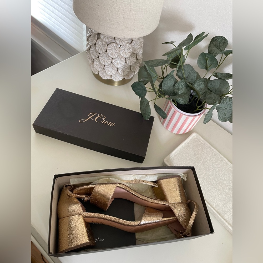 J.Crew metallic gold leather low block heel. Size 8. Great condition!